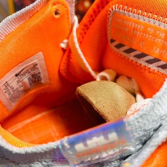 SOLD!!NIKE LEBRON 17 - Picture 8 of 8